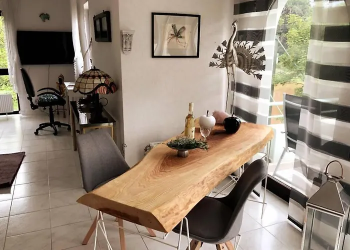 Naheblick Apartment *